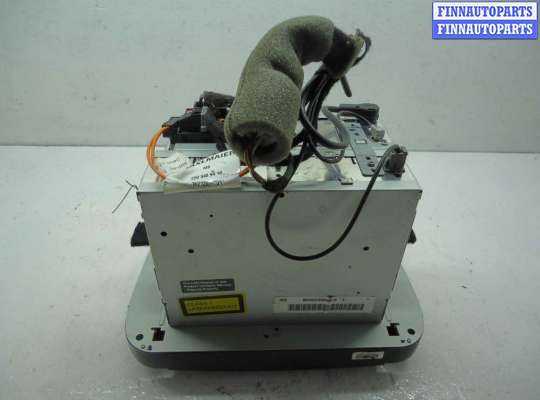 Магнитола на Mercedes-Benz S (W220)