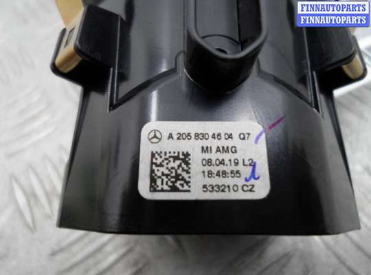 Дефлектор обдува салона на Mercedes-Benz GLC (X253/C253)