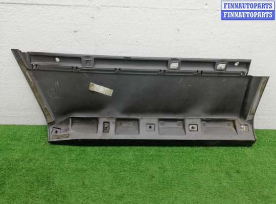 Молдинг на Infiniti QX56 (JA60)