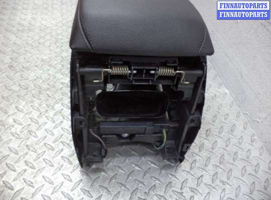 Подлокотник на BMW 3 (F30/F31)