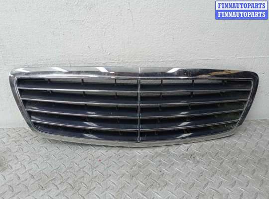 Решетка радиатора MB1691636 на Mercedes S-klasse (W220) Рестайлинг 2002 - 2005