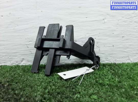 купить Кронштейн на Volkswagen Passat B6 (3C) 2005 - 2010