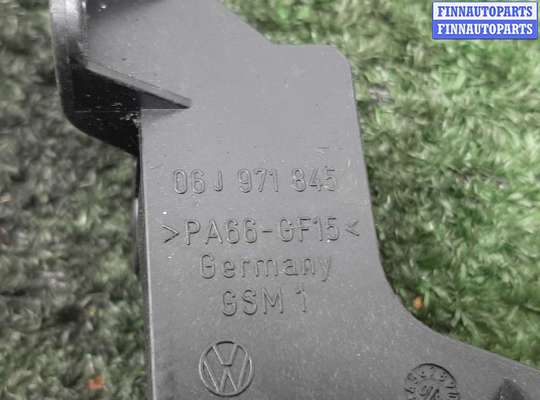 купить Кронштейн на Volkswagen Passat B6 (3C) 2005 - 2010