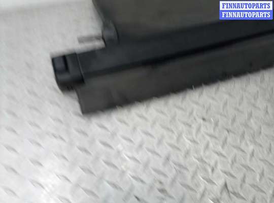 купить Шторка задняя на Volvo XC60 II (UZ) 2017- 2021