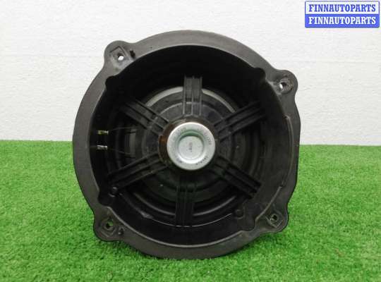 купить Динамик на Audi Q7 (4LB) рестайлинг 2009 - 2015