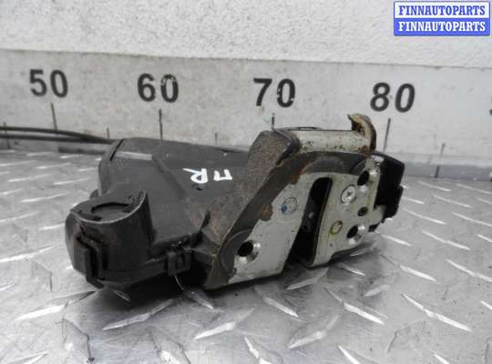 Замок двери передней правой TT640460 на Toyota Venza (GV10) 2008 - 2012
