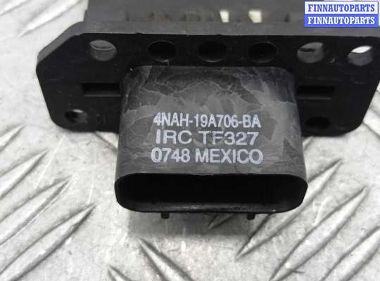 Резистор (сопротивление) отопителя на Nissan X-Terra (N50)