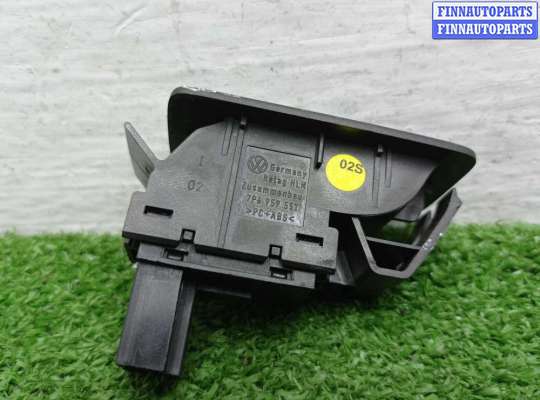 купить Кнопка открытия багажной двери на Volkswagen Touareg II (7P) 2010 - 2014