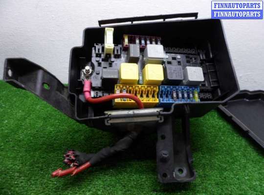 купить Блок предохранителей на Mercedes M-klasse (W166) 2011 - 2015