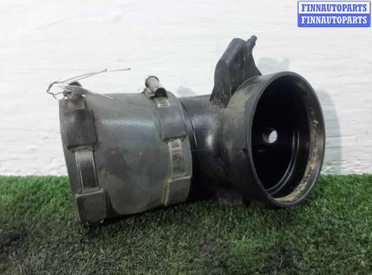 купить Патрубок на Mercedes GLC (X253) Рестайлинг 2019 - 2023