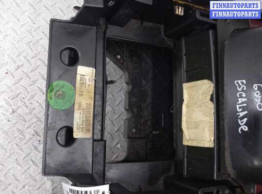 купить Подлокотник на Cadillac Escalade III 2006 - 2014 (GMT900)