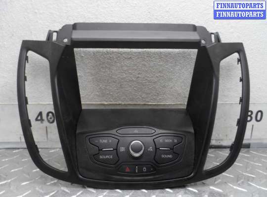 Панель управления магнитолой FO1371159 на Ford Escape III 2012 - 2016