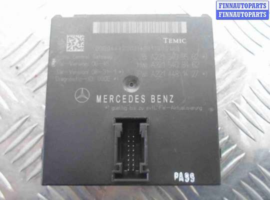 Блок управления центральным замком MB1068353 на Mercedes S-klasse (W221) Рестайлинг 2009 - 2013