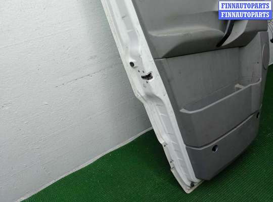 Дверь боковая на Mercedes-Benz Sprinter (906)