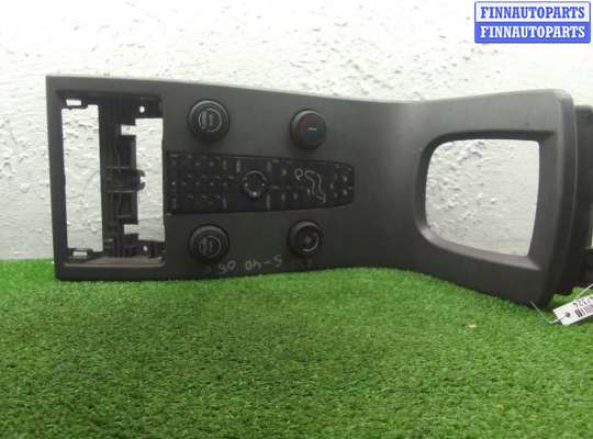 Переключатель отопителя VL589852 на Volvo XC90 I (C) 2002 - 2006