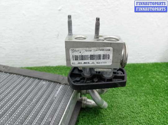 Испаритель кондиционера на Mercedes-Benz ML / GLE (W166)