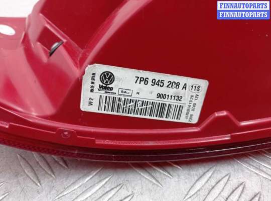 купить Фонарь крыла правый на Volkswagen Touareg II (7P) 2010 - 2014