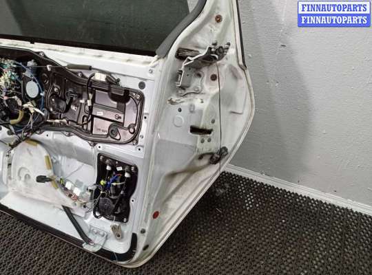 купить Дверь задняя правая на Toyota Sienna II Рестайлинг (XL20) 2005 - 2010
