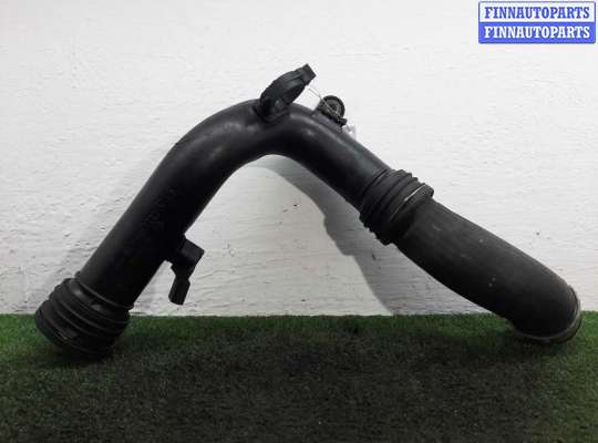 купить Патрубок интеркулера на Volkswagen Passat B6 (3C) 2005 - 2010