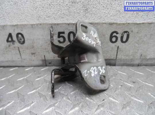 Петля двери передняя CRG8067 на Chrysler 300M (LR) 1998 - 2004