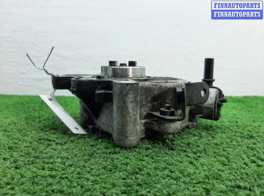 купить Насос вакуумный на Land Rover Discovery III (LA) 2004 - 2009