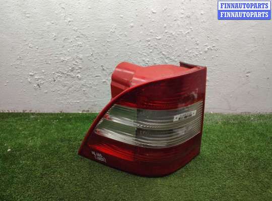 Фонарь крыла левый MB1737474 на Mercedes M-klasse (W163) Рестайлинг 2001 - 2005
