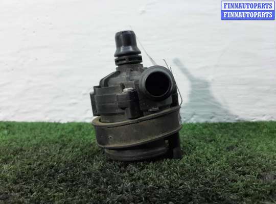 Насос водяной (помпа) на Mercedes-Benz GLC (X253/C253) 