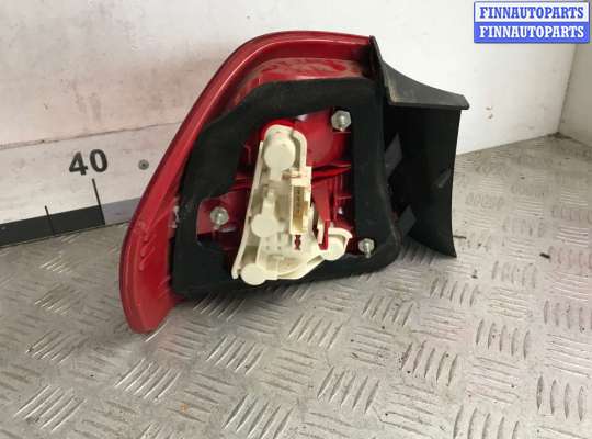купить Фонарь крыла правый на BMW 3-Series E90 2005 - 2009
