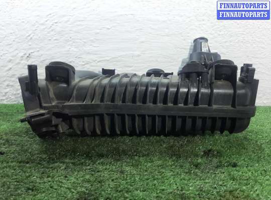 Коллектор впускной на Mercedes-Benz C (W204)