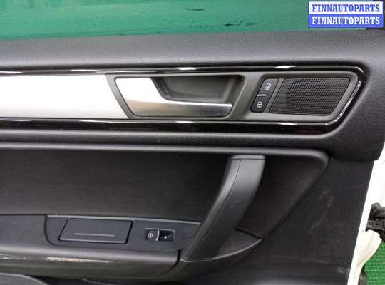 купить Накладка двери (Молдинг) на Volkswagen Touareg II (7P) 2010 - 2014