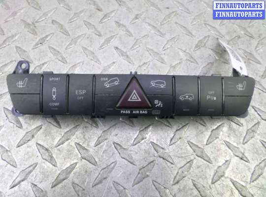 купить Кнопка аварийной сигнализации на Mercedes GL (X164) 2006 - 2009