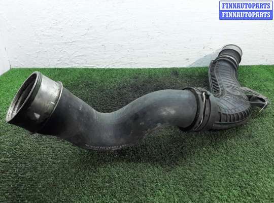 купить Патрубок интеркулера на Volkswagen Passat B6 (3C) 2005 - 2010