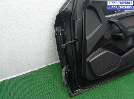Замок боковой двери на Audi Q5 (FY)