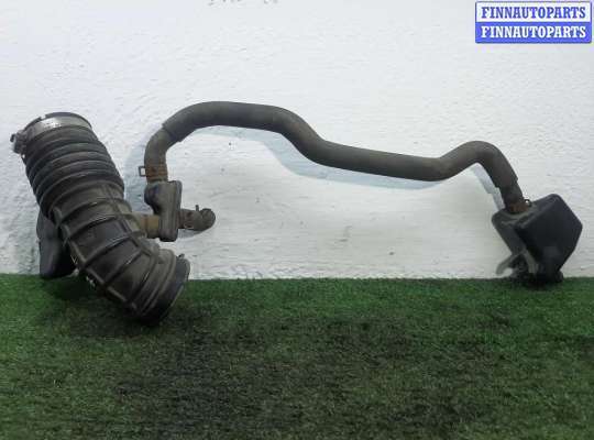 Патрубок воздушного фильтра IFM2897 на Infiniti G II (V36) 2007 - 2013