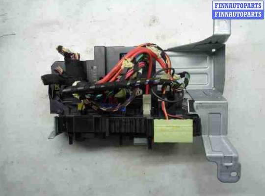 Купить Блок SAM задний на Mercedes GLK (X204) 2008 - 2012 Блок SAM задний MB1740378 на Mercedes GLK (X204) 2008 - 2012