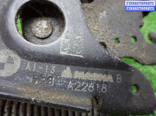 Замок капота