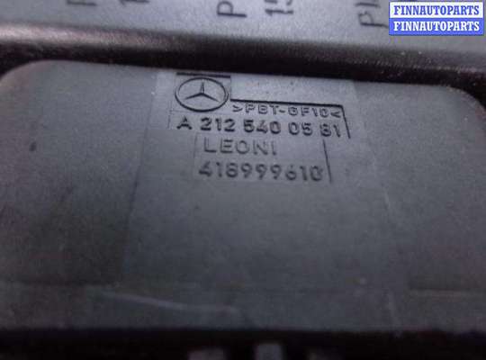 купить Блок силового провода аккумулятора на Mercedes C-klasse (W204)Рестайлинг 2011 - 2014
