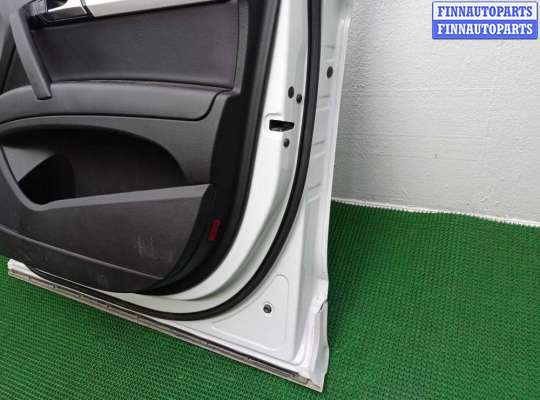 Замок боковой двери на Audi Q7 (4L)