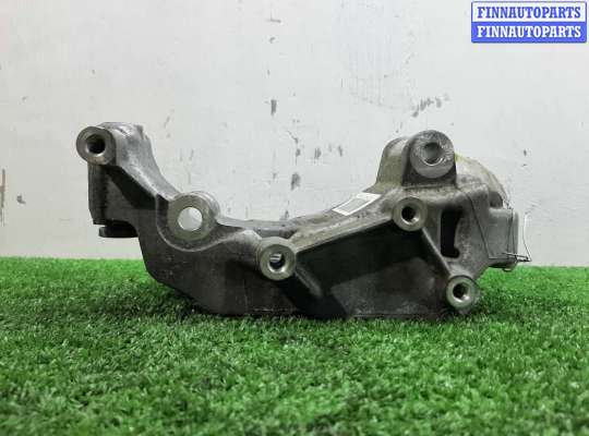 купить Кронштейн генератора на Volvo XC90 II (L) 2014 - 2019