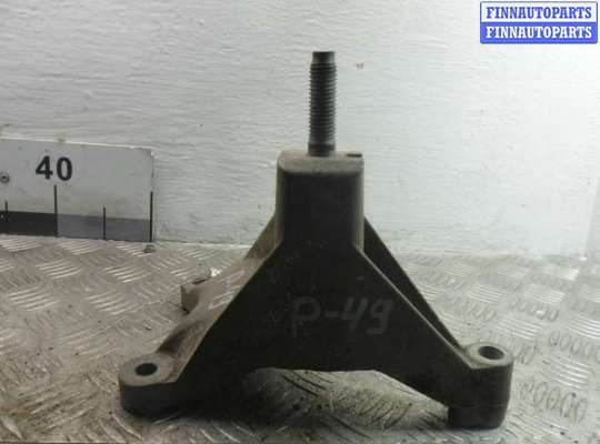 Кронштейн КПП FO1376453 на Ford Focus I 1998 - 2005