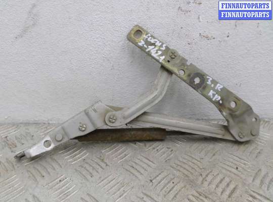 Петля крышки багажника FO1376619 на Ford Focus I 1998 - 2005