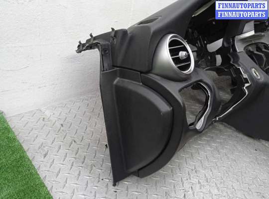 купить Торпедо на Mercedes C-klasse (W205)Рестайлинг 2018 - 2021