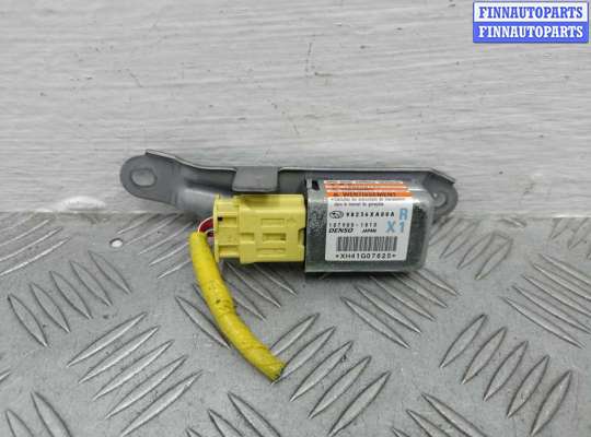 Датчик удара SUR1909 на Subaru Tribeca (WX) 2004 - 2007