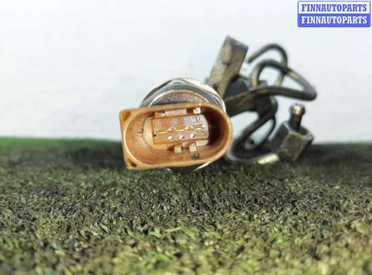 купить Топливная рампа на Audi A4 B8 (8K2) рестайлинг 2012 - 2015