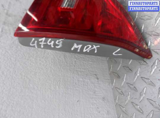 Фонарь крышки багажника на Acura MDX (YD2)
