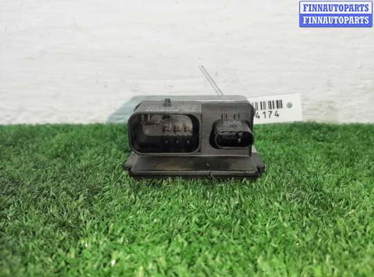 купить Реле свечей накала на BMW X3 F25 рестайлинг 2014 - 2018