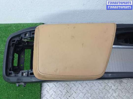 купить Подлокотник на Volvo XC60 II (UZ) 2017- 2021