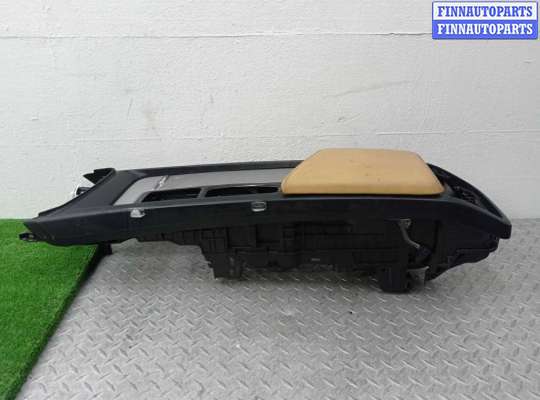 купить Подлокотник на Volvo XC60 II (UZ) 2017- 2021