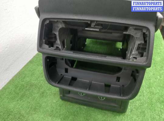 Подлокотник