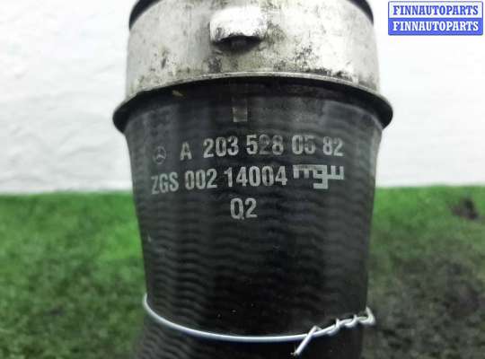 купить Патрубок интеркулера на Mercedes C-klasse (W203) 2000 - 2004